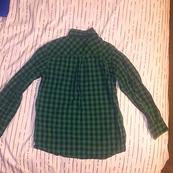 S GAP Boys Light Flannel w/ collar shirt - Picture 4 of 7